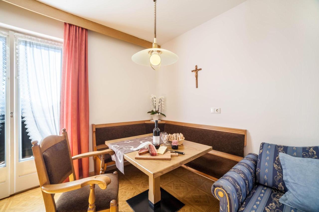 Residence Pichler Apartment 3 Sankt Leonhard in Passeier Buitenkant foto